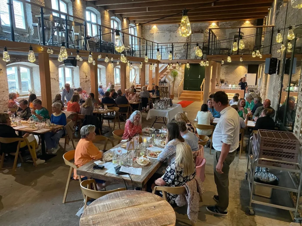 Langbordsmiddag i Bryggergaarden